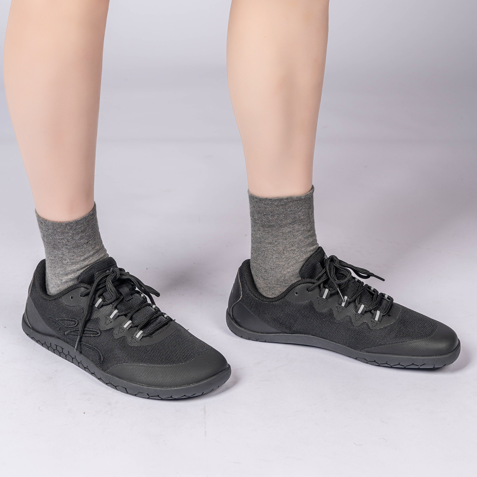 Grounding Barefoot Shoes