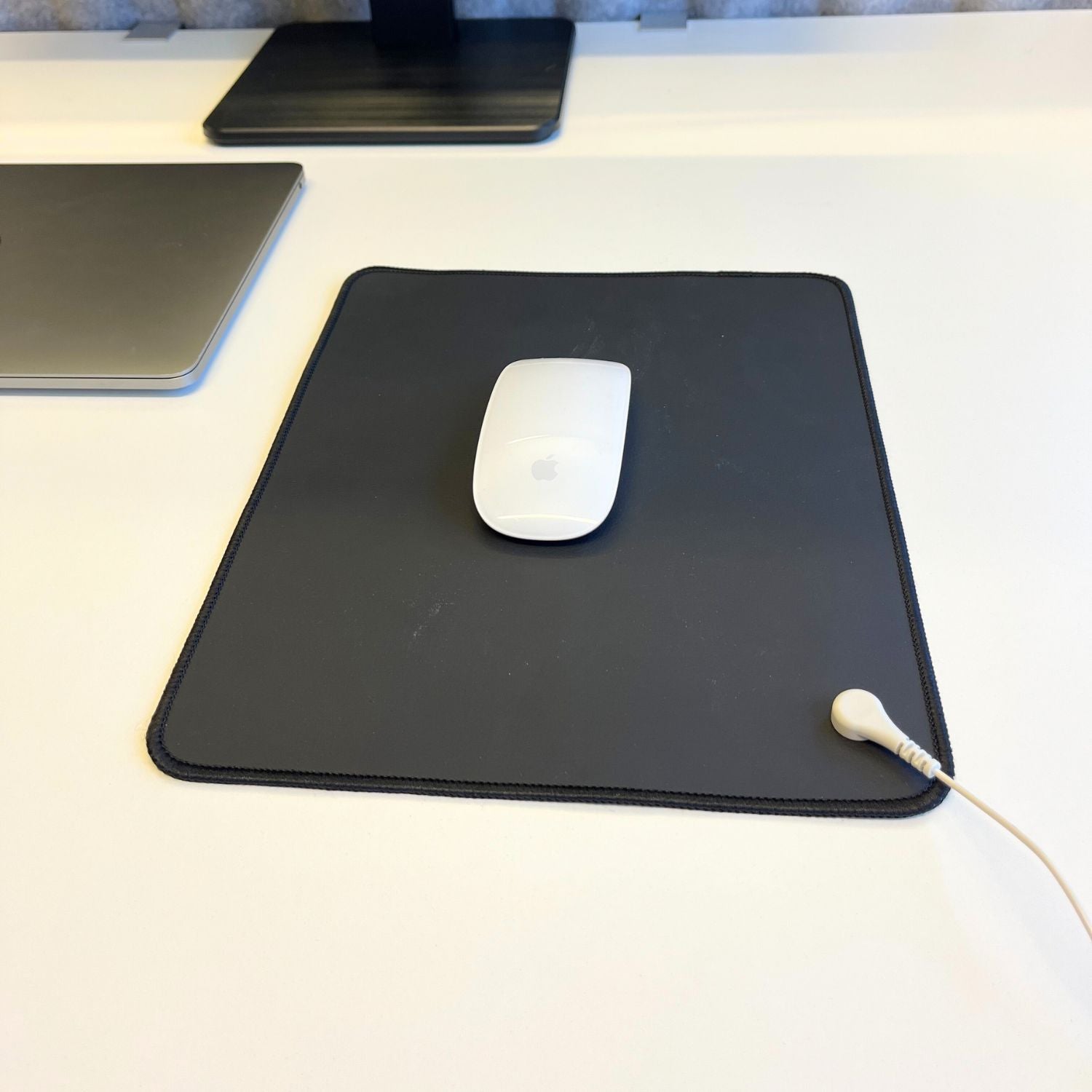 Grounding Mouse Mat (Cord & Plug Included)